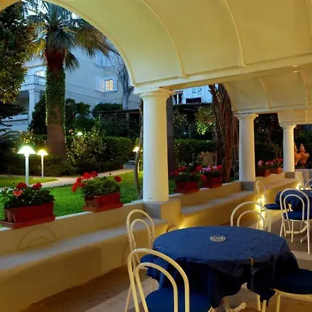 Pazziella, A Luxury Collection Hotel, Hotel 5*