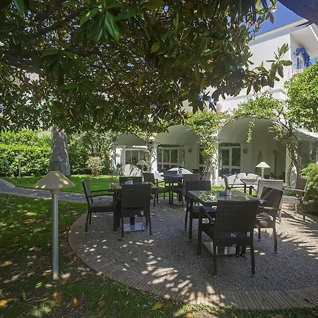 Отель Pazziella, A Luxury Collection Hotel,