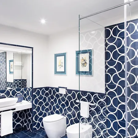 Pazziella, A Luxury Collection Hotel, Отель